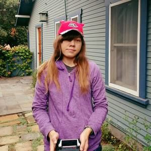 Meet your Posher, Annie